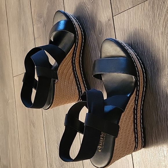 Charles by Charles David wedge sandal. Size 7. Black and Nuetral colors. - Picture 3 of 6